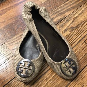 Tory Burch size 7 grey snakeskin Reva flats